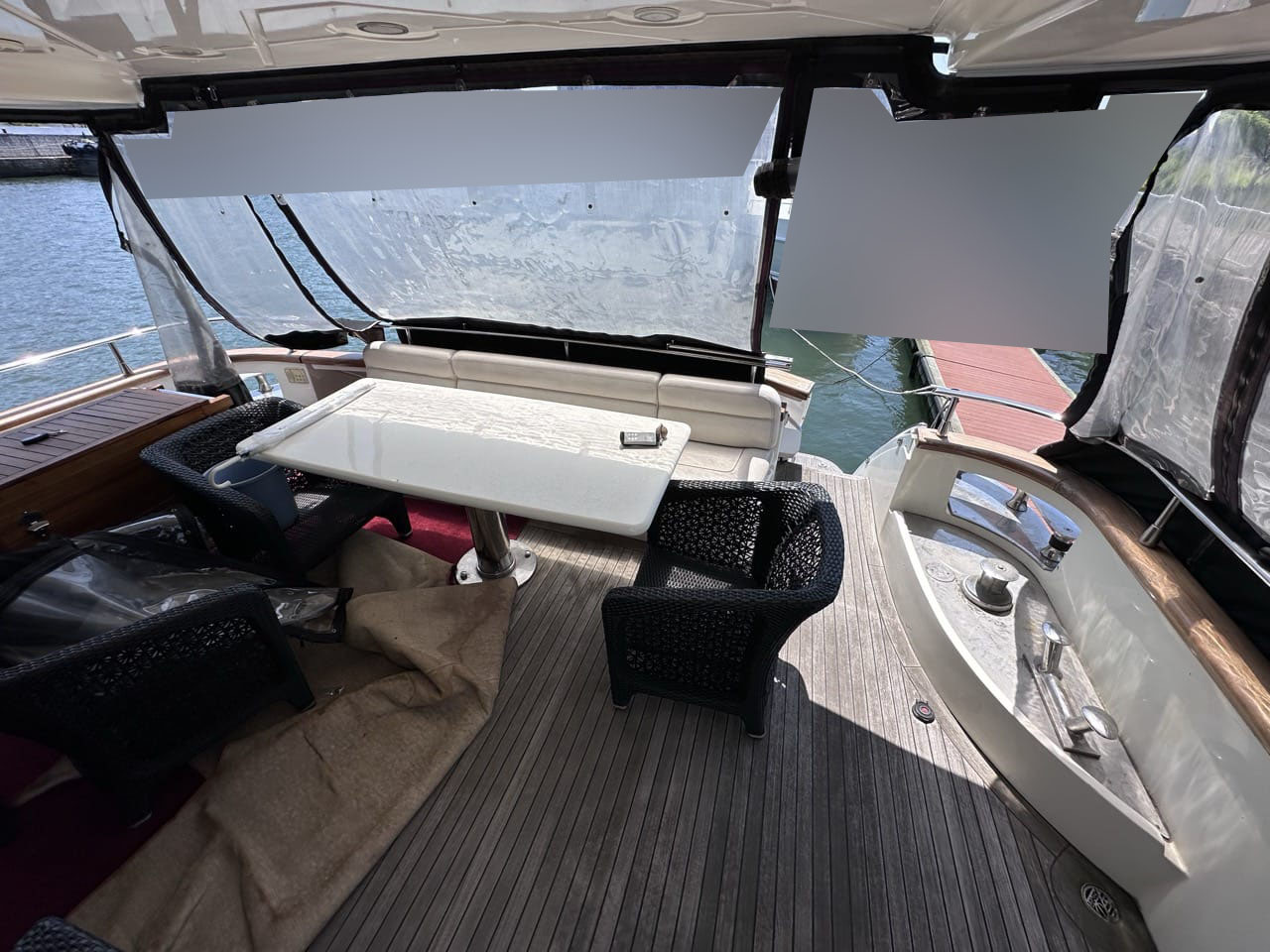 banner_088769-azimut-yachts-74