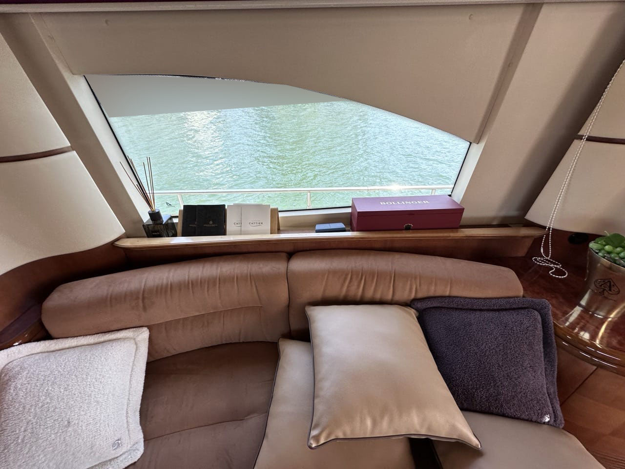 banner_088769-azimut-yachts-74