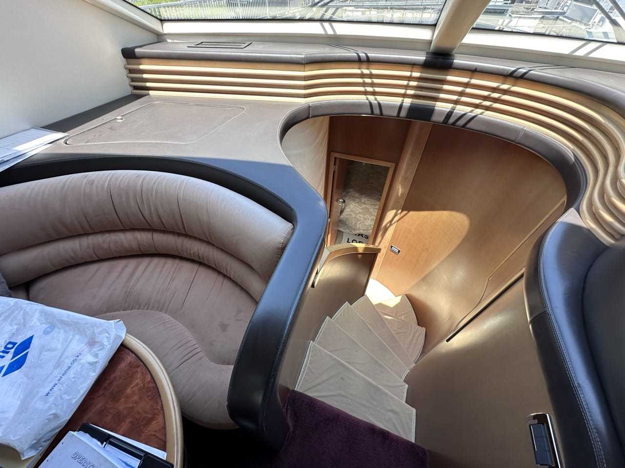 banner_088769-azimut-yachts-74