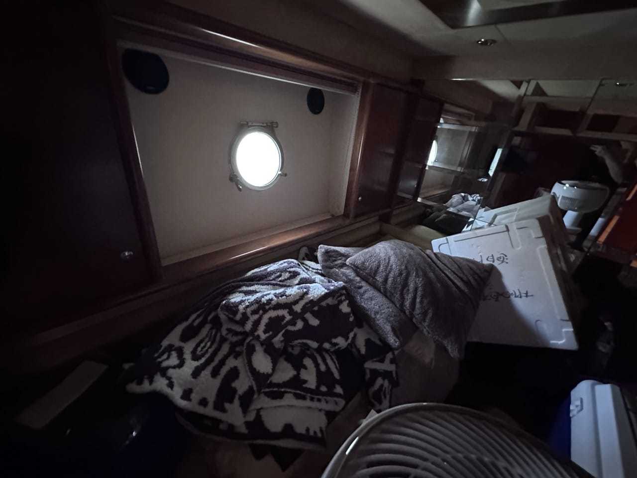 banner_088769-azimut-yachts-74