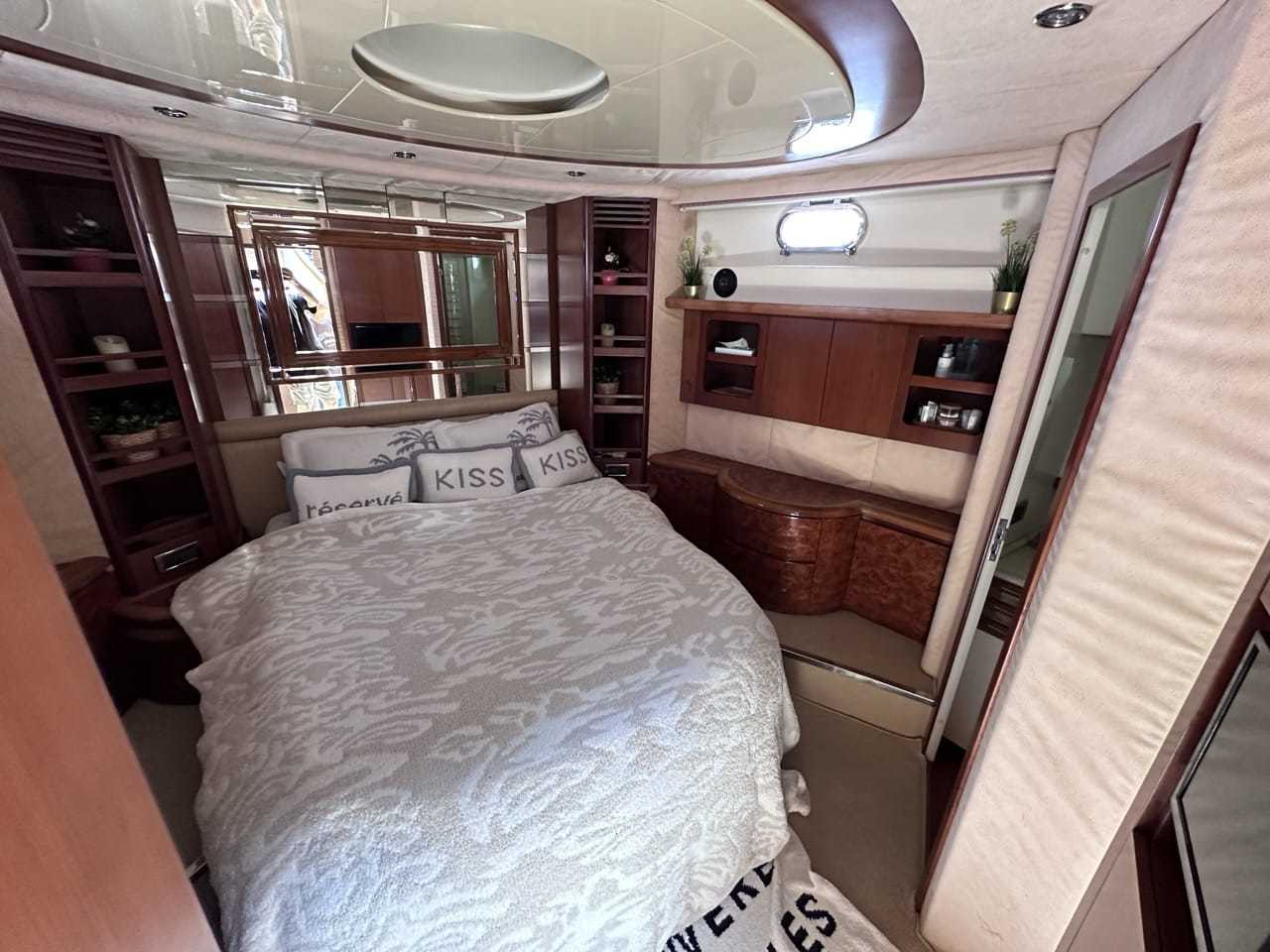 banner_088769-azimut-yachts-74