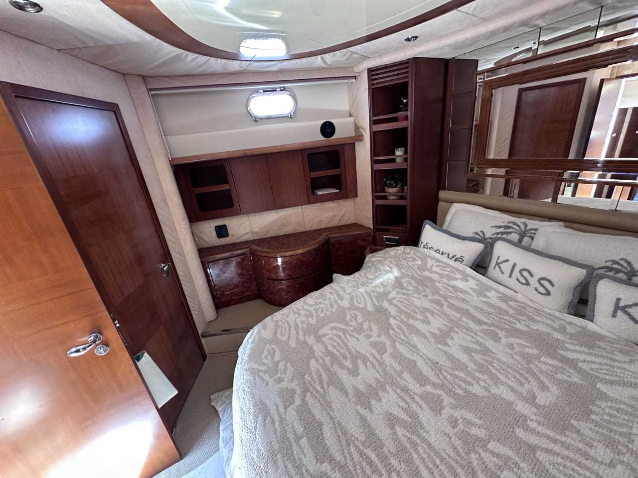 banner_088769-azimut-yachts-74