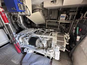 thumb_088769-azimut-yachts-74