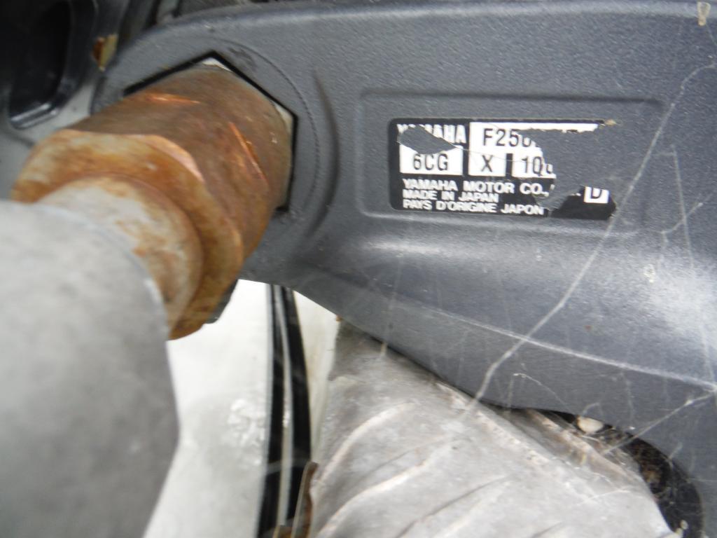 banner_088968-yamaha-w-33