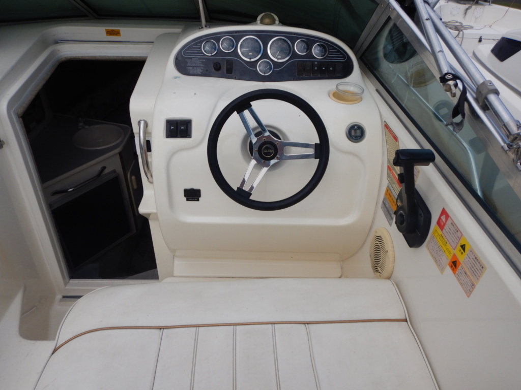 banner_089101-sea-ray-240-sundancer
