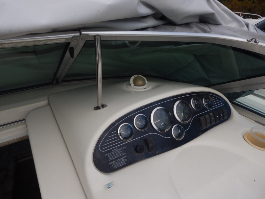banner_089101-sea-ray-240-sundancer