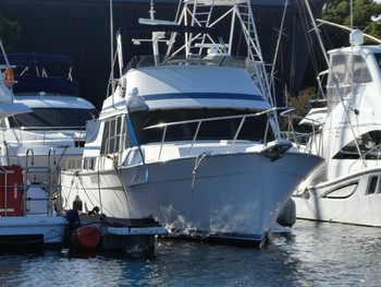 thumb_089235-tollycraft-48-cockpit-motor-yacht