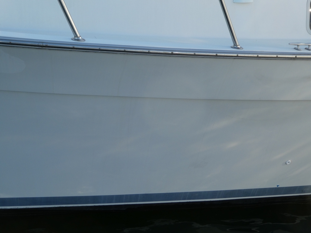 banner_089235-tollycraft-48-cockpit-motor-yacht