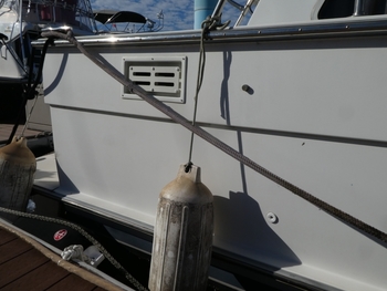 thumb_089235-tollycraft-48-cockpit-motor-yacht