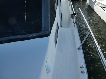 thumb_089235-tollycraft-48-cockpit-motor-yacht
