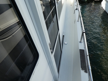 thumb_089235-tollycraft-48-cockpit-motor-yacht