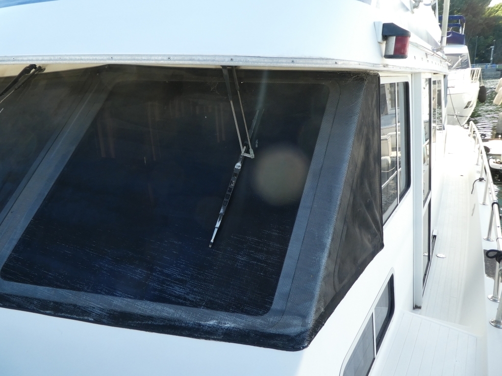 banner_089235-tollycraft-48-cockpit-motor-yacht