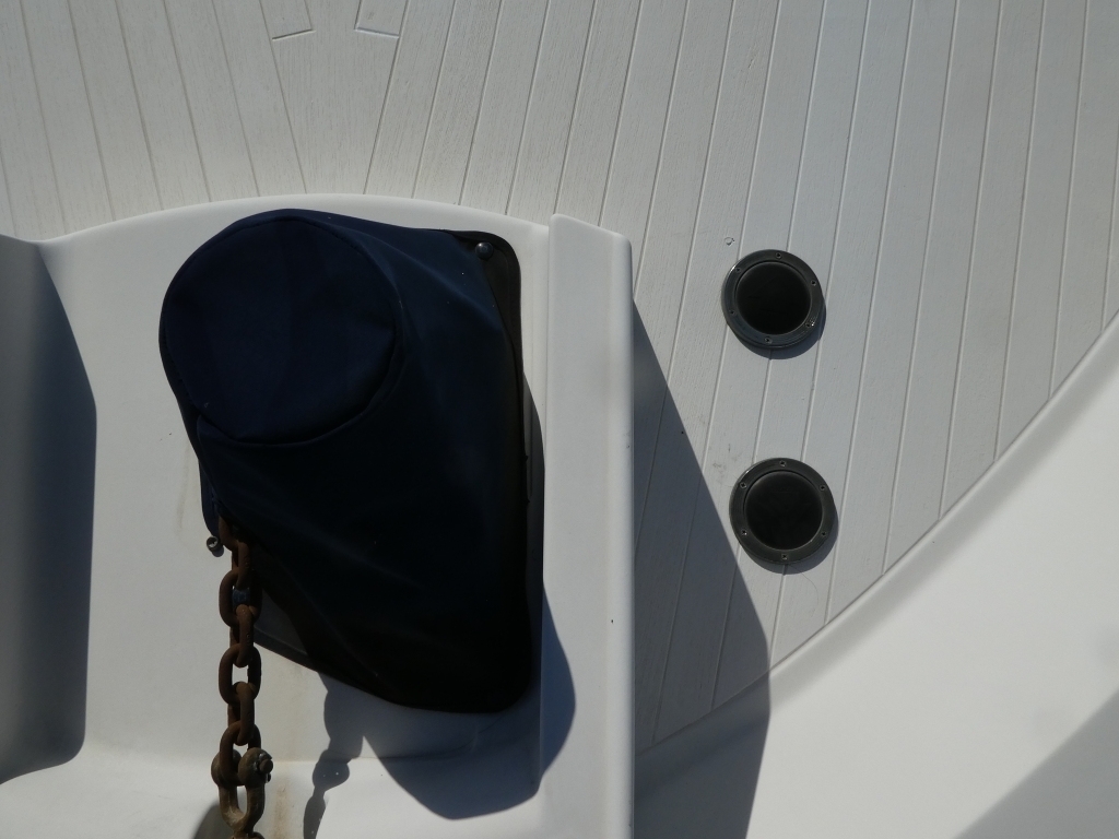 banner_089235-tollycraft-48-cockpit-motor-yacht