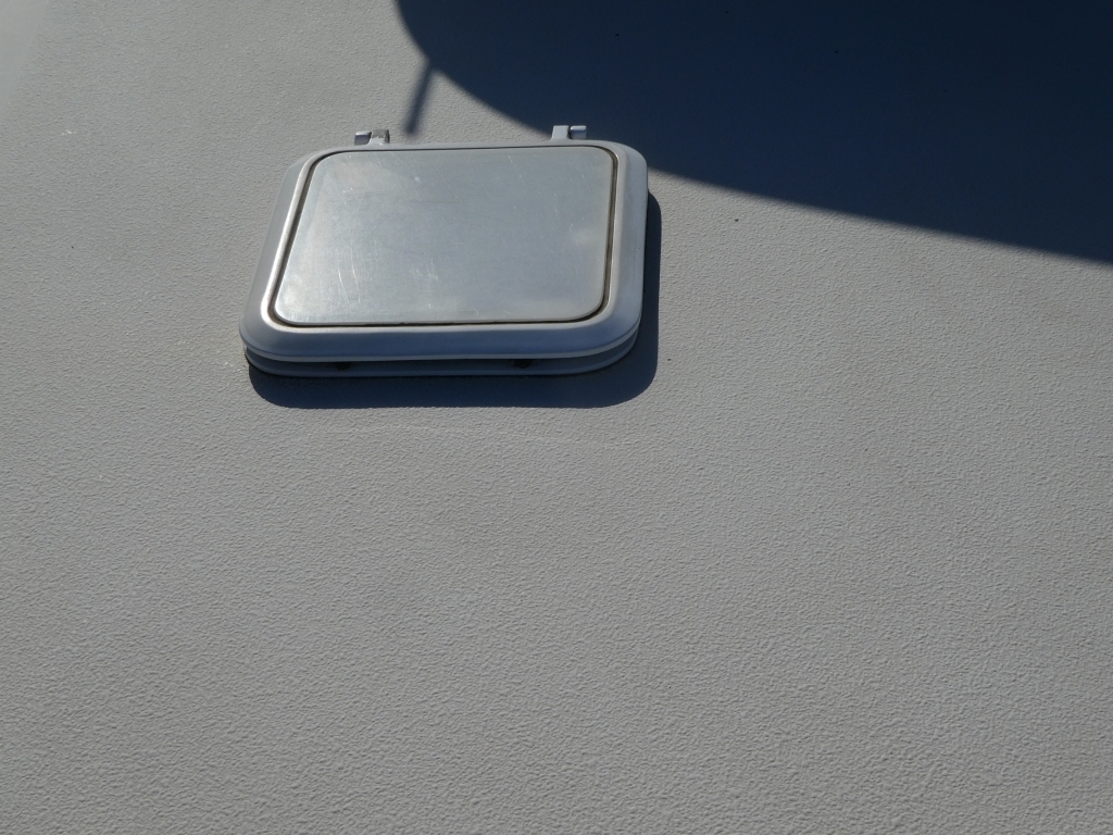 banner_089235-tollycraft-48-cockpit-motor-yacht