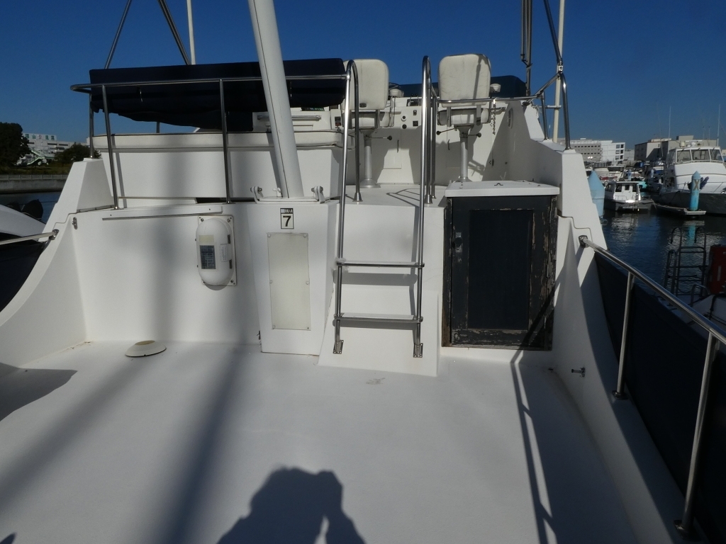 banner_089235-tollycraft-48-cockpit-motor-yacht