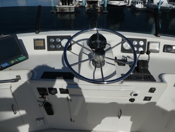 thumb_089235-tollycraft-48-cockpit-motor-yacht