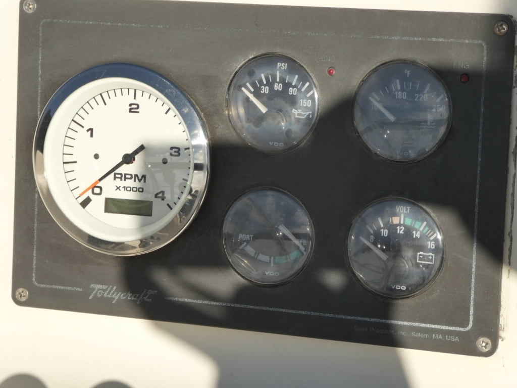 banner_089235-tollycraft-48-cockpit-motor-yacht