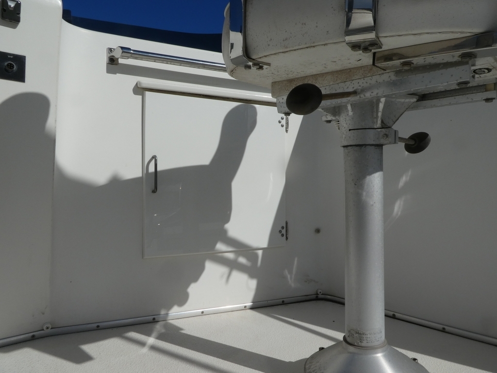 banner_089235-tollycraft-48-cockpit-motor-yacht