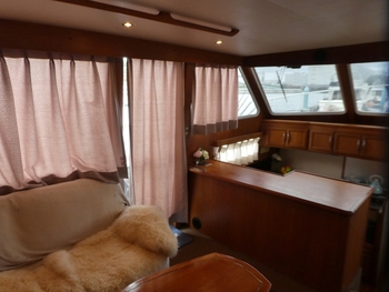 thumb_089235-tollycraft-48-cockpit-motor-yacht