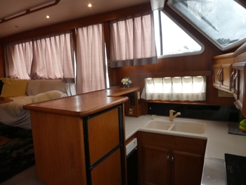 thumb_089235-tollycraft-48-cockpit-motor-yacht