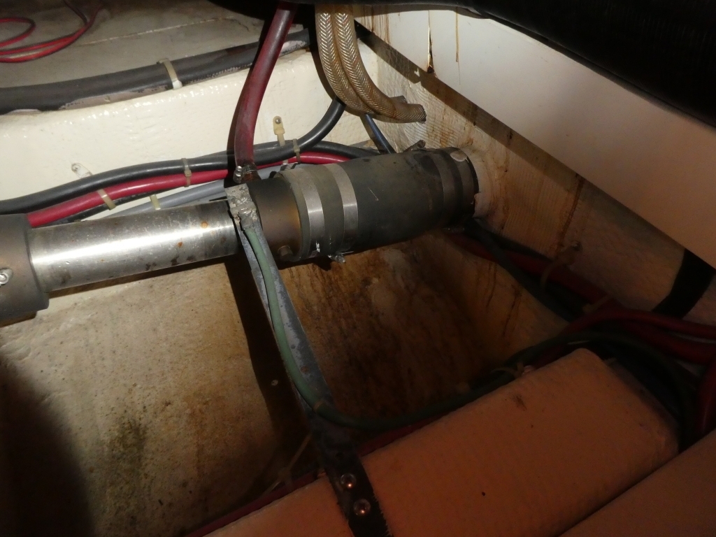 banner_089235-tollycraft-48-cockpit-motor-yacht