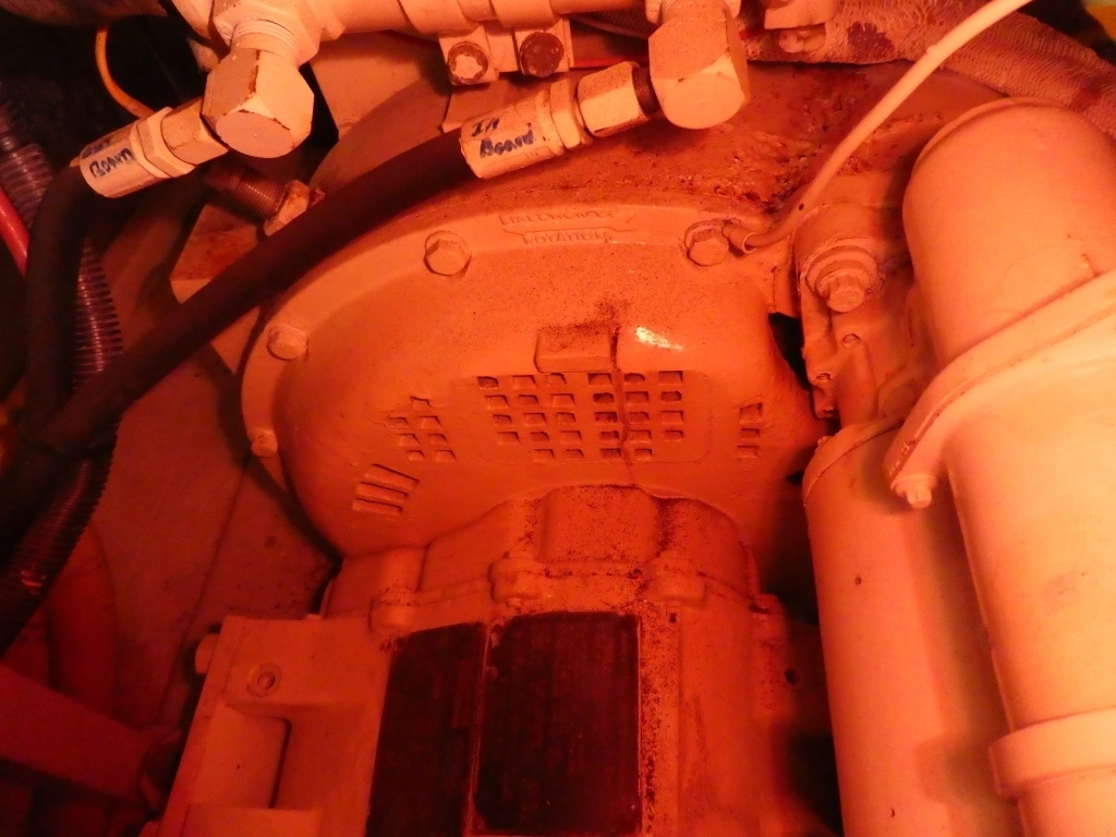 banner_089235-tollycraft-48-cockpit-motor-yacht