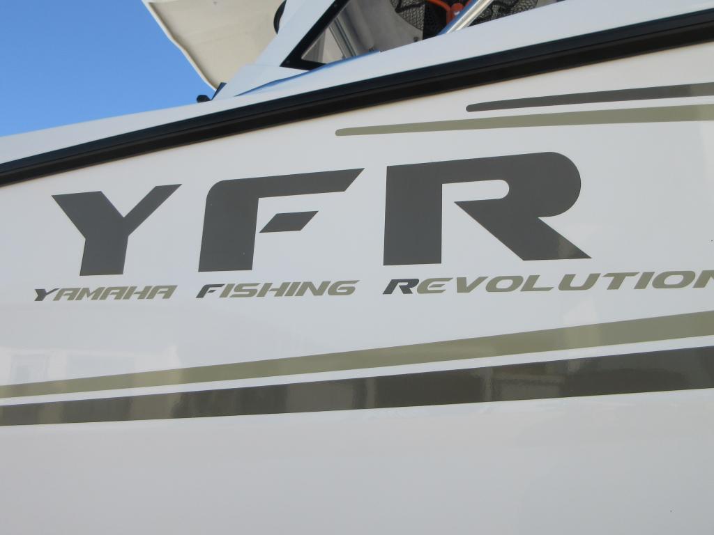 banner_089270-yamaha-yfr-27