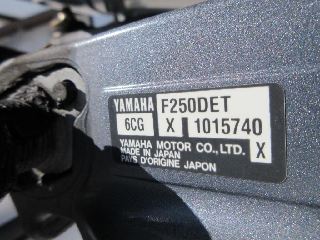 banner_089270-yamaha-yfr-27