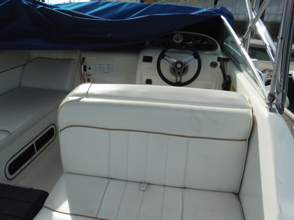 banner_089647-sea-ray-240-sundancer