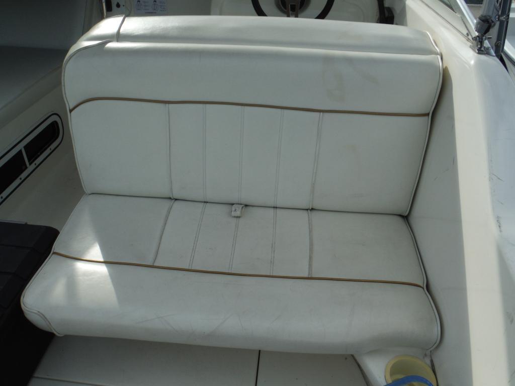 banner_089647-sea-ray-240-sundancer