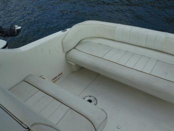 thumb_089647-sea-ray-240-sundancer