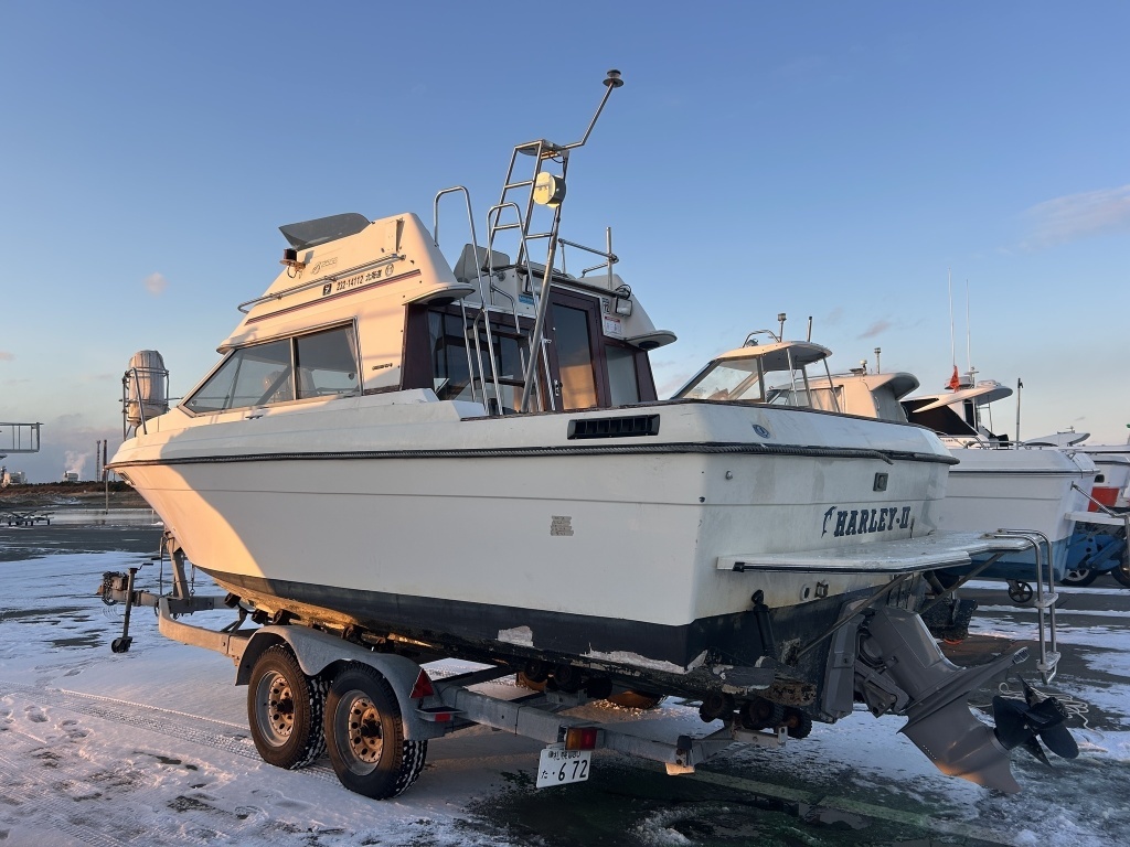 banner_089848-bayliner-2556-ciera