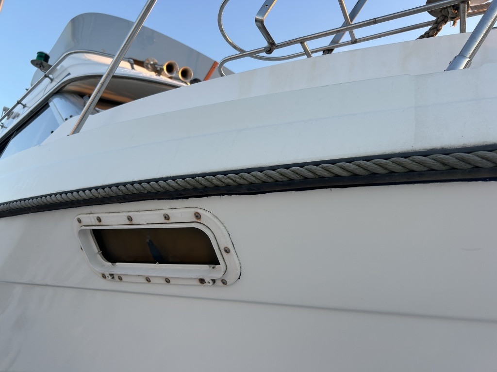 banner_089848-bayliner-2556-ciera