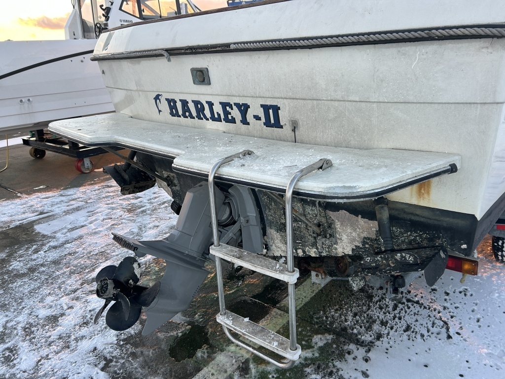 banner_089848-bayliner-2556-ciera