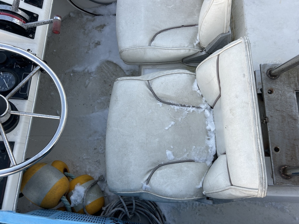 banner_089848-bayliner-2556-ciera