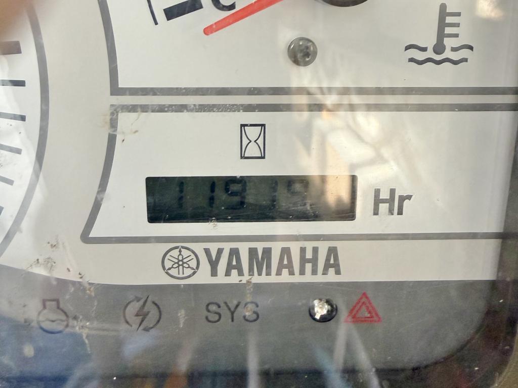 banner_089980-yamaha-dx-39