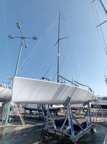 thumb_090103-melges-boat-works-melges-24