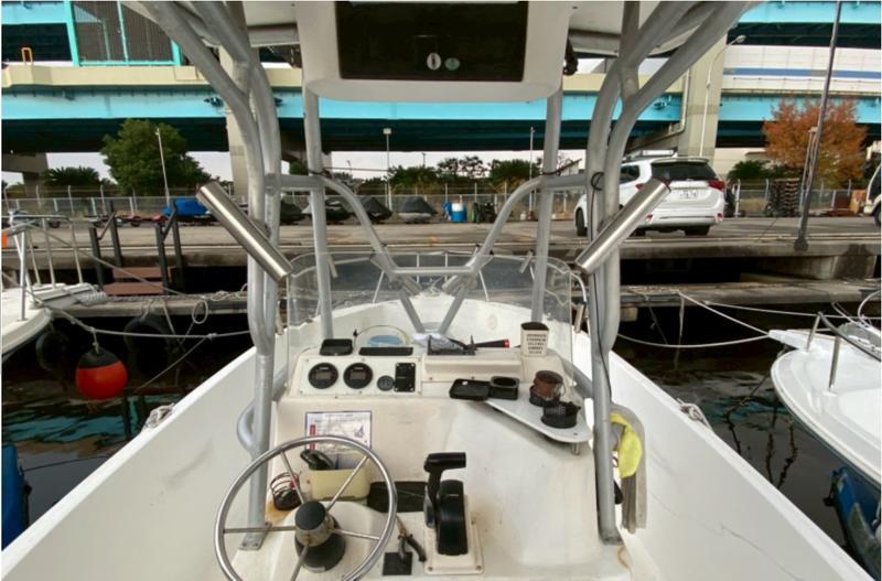 banner_090190-baha-cruiser-240-center-console