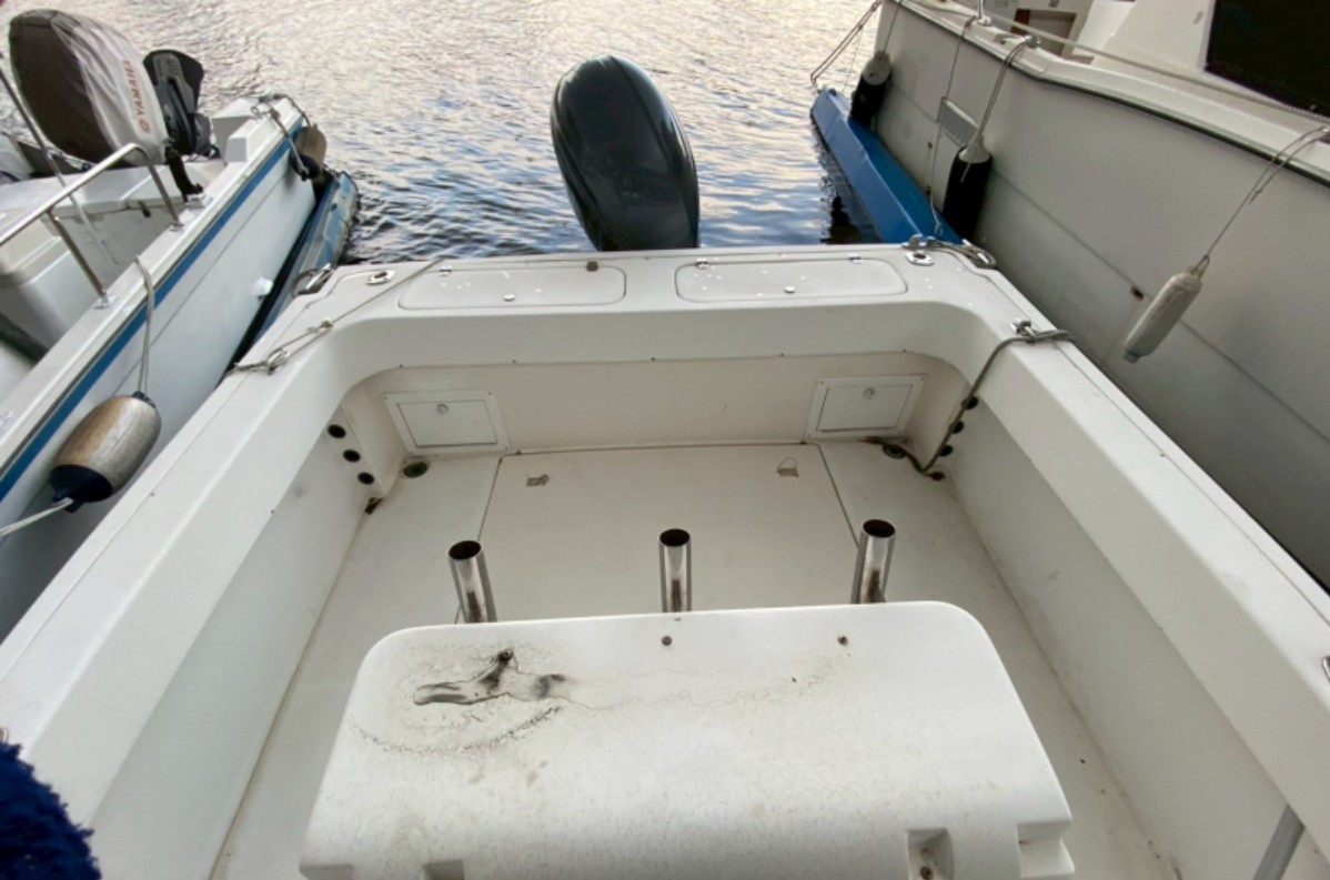 banner_090190-baha-cruiser-240-center-console