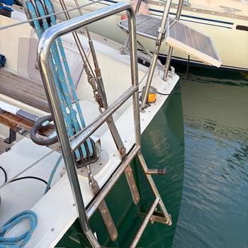 thumb_090191-new-japan-yacht-vent-de-fete