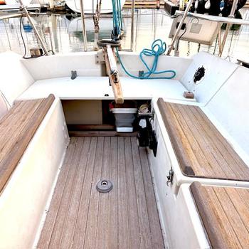 thumb_090191-new-japan-yacht-vent-de-fete
