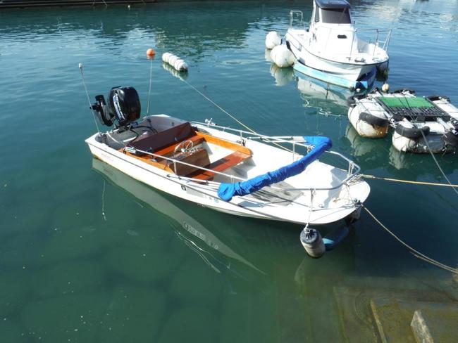 medium_090333-boston-whaler-15-super-sport