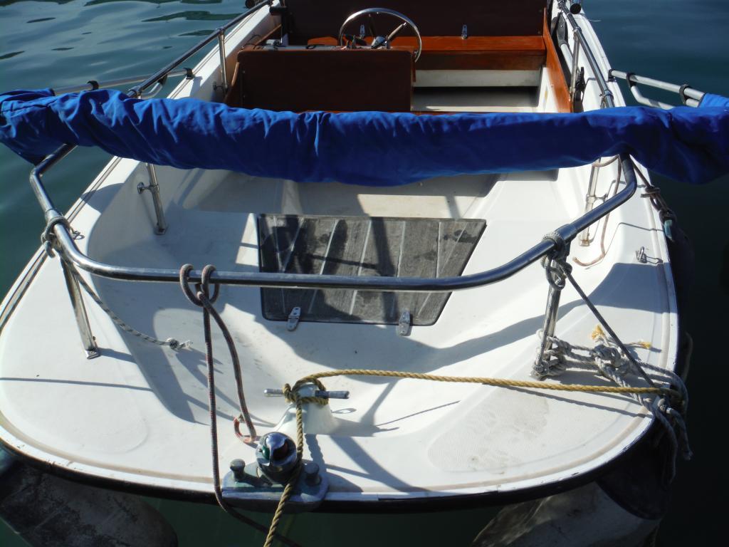 banner_090333-boston-whaler-15-super-sport
