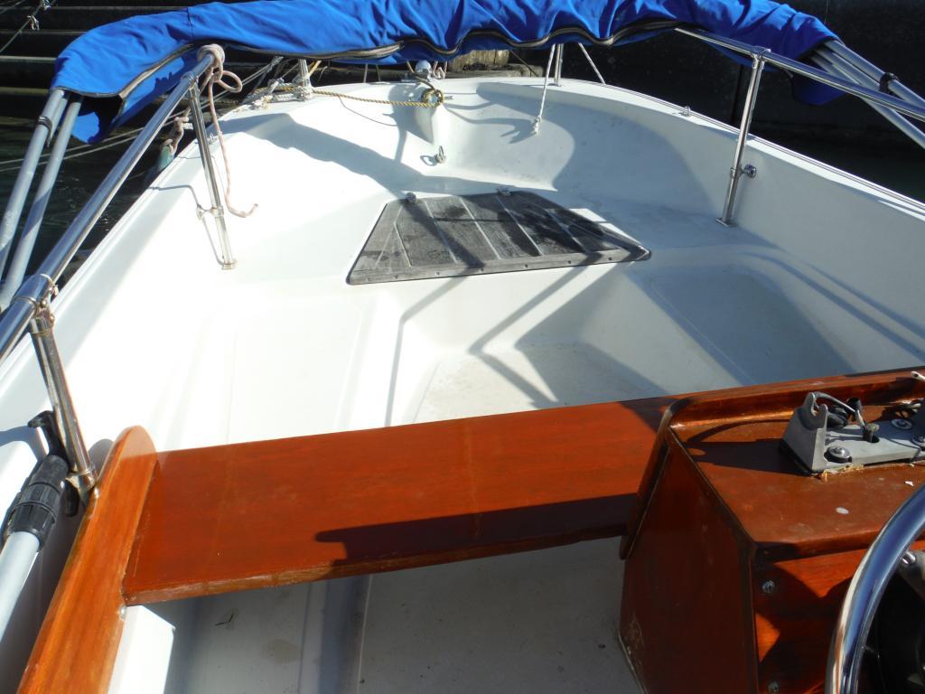 banner_090333-boston-whaler-15-super-sport