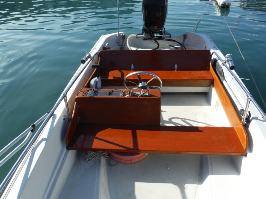 banner_090333-boston-whaler-15-super-sport