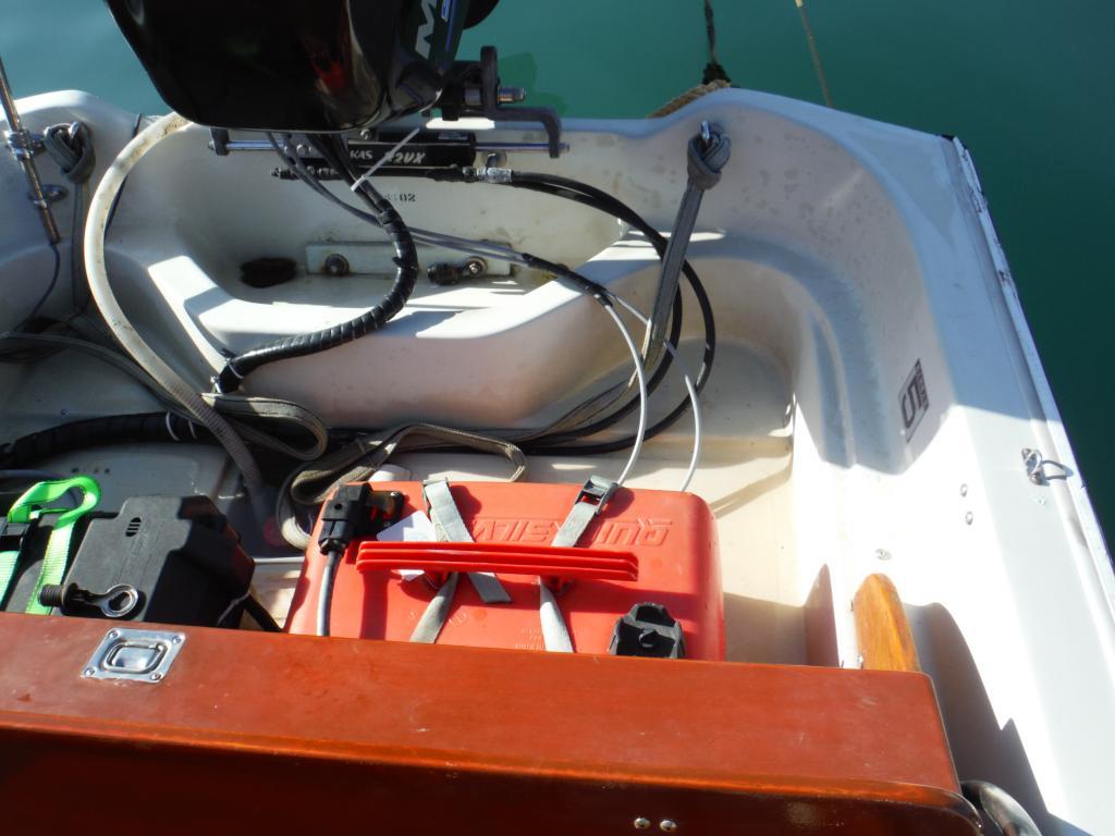 banner_090333-boston-whaler-15-super-sport