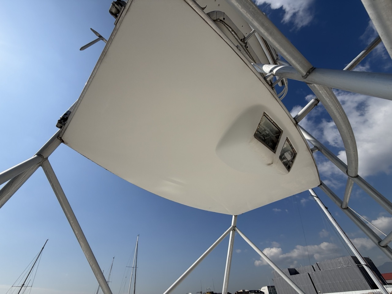 banner_090335-viking-47-convertible