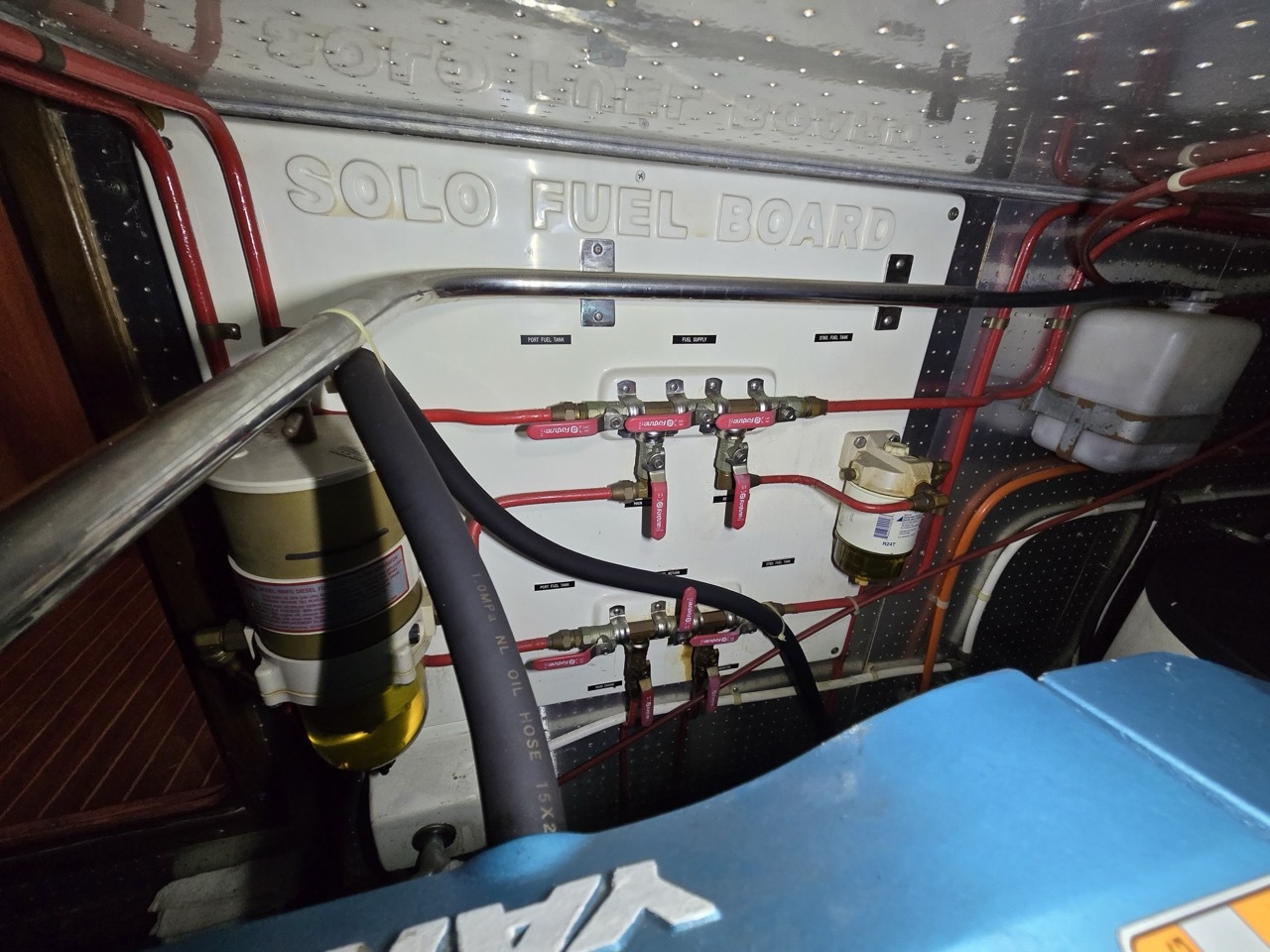 banner_090447-jet-tern-marine-solo-43