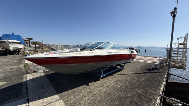 medium_090747-bayliner-2050-arriva