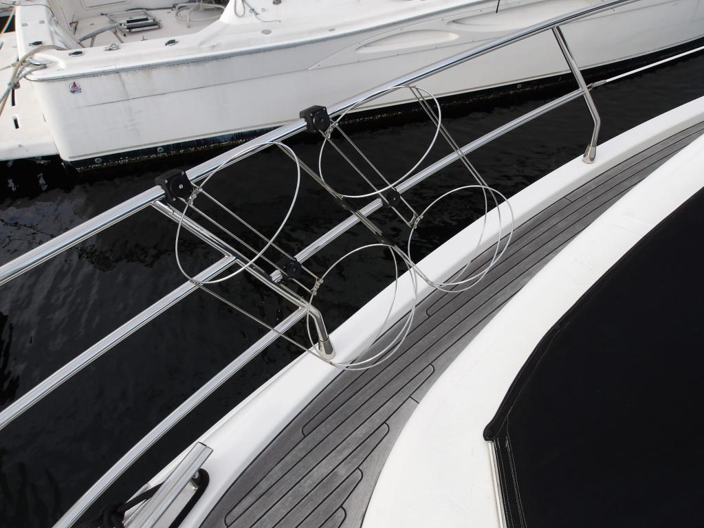 banner_090756-azimut-yachts-38